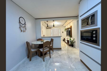 Casa à venda com 118m², 2 quartos e 2 vagasCozinha
