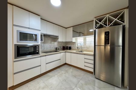 Casa à venda com 118m², 2 quartos e 2 vagasCozinha