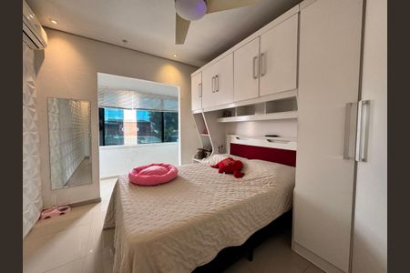 Casa à venda com 118m², 2 quartos e 2 vagasSuíte