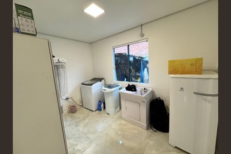 Casa à venda com 118m², 2 quartos e 2 vagasÁrea de Serviço