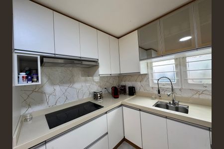 Casa à venda com 118m², 2 quartos e 2 vagasCozinha