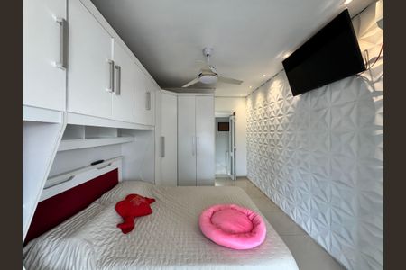 Casa à venda com 118m², 2 quartos e 2 vagasSuíte