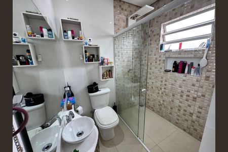 Casa à venda com 118m², 2 quartos e 2 vagasBanheiro da Suíte