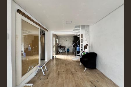 Casa à venda com 118m², 2 quartos e 2 vagasGaragem