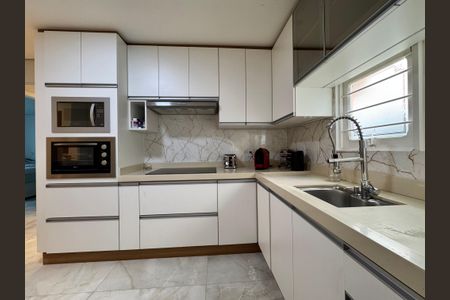 Casa à venda com 118m², 2 quartos e 2 vagasCozinha