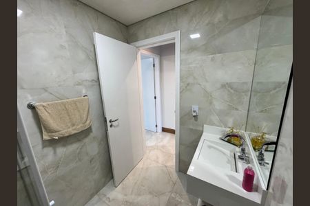 Casa à venda com 118m², 2 quartos e 2 vagasBanheiro