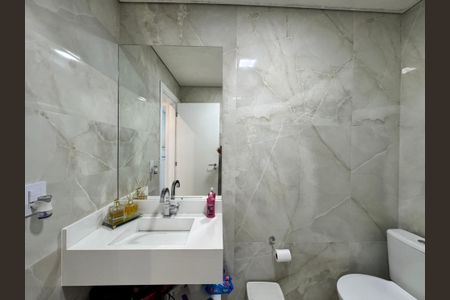 Casa à venda com 118m², 2 quartos e 2 vagasBanheiro