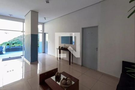 Apartamento para alugar com 58m², 3 quartos e 1 vagaHall social
