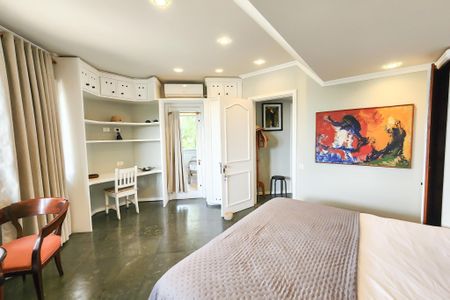 Casa à venda com 1330m², 8 quartos e 4 vagasQuarto 2