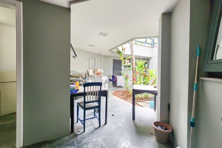 Casa à venda com 1330m², 8 quartos e 4 vagasÁrea de serviço