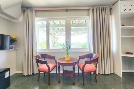 Casa à venda com 1330m², 8 quartos e 4 vagasQuarto 2