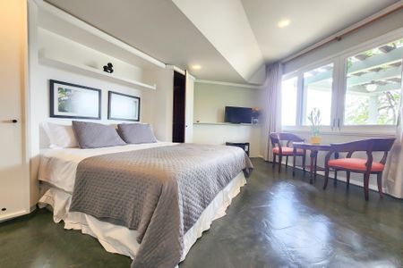 Casa à venda com 1330m², 8 quartos e 4 vagasQuarto 2