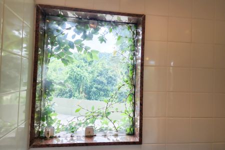 Casa à venda com 1330m², 8 quartos e 4 vagasBanheiro 1