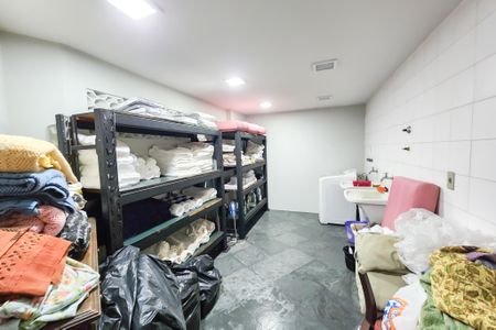 Casa à venda com 1330m², 8 quartos e 4 vagasÁrea de serviço