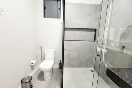 Casa à venda com 1330m², 8 quartos e 4 vagasBanheiro suite 3