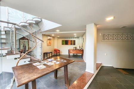 Casa à venda com 1330m², 8 quartos e 4 vagasHall entrada