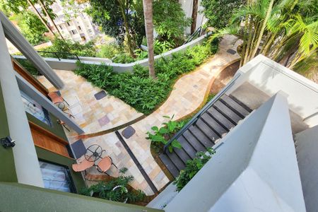 Casa à venda com 1330m², 8 quartos e 4 vagasÁrea externa