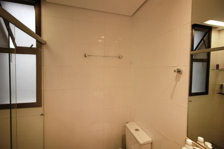 Apartamento à venda com 174m², 3 quartos e 3 vagasBanheiro Social