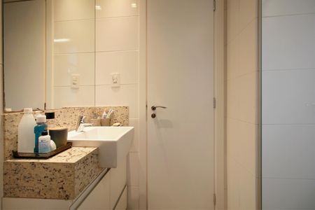 Apartamento à venda com 174m², 3 quartos e 3 vagasBanheiro Social