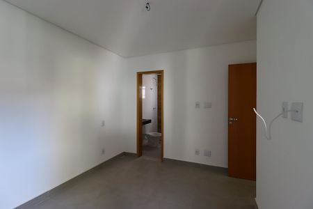 Apartamento à venda com 102m², 2 quartos e 1 vagaSuíte