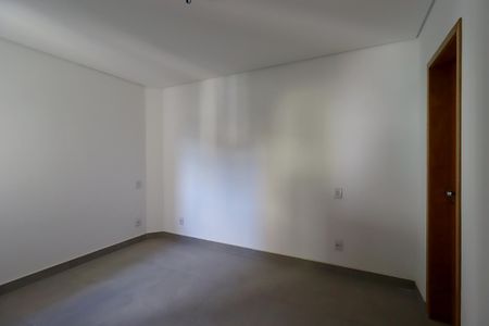 Apartamento à venda com 102m², 2 quartos e 1 vagaSuíte