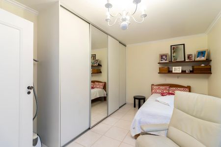Casa à venda com 300m², 3 quartos e 5 vagasSuíte 3