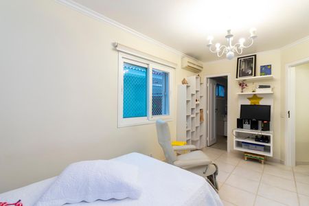 Casa à venda com 300m², 3 quartos e 5 vagasSuíte 3