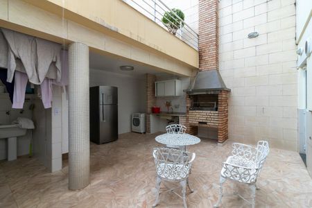Casa à venda com 300m², 3 quartos e 5 vagasChurrasqueira