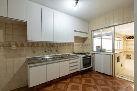 Apartamento para alugar com 200m², 3 quartos e 2 vagasCozinha