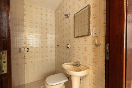 Apartamento para alugar com 200m², 3 quartos e 2 vagasBanheiro de Serviço