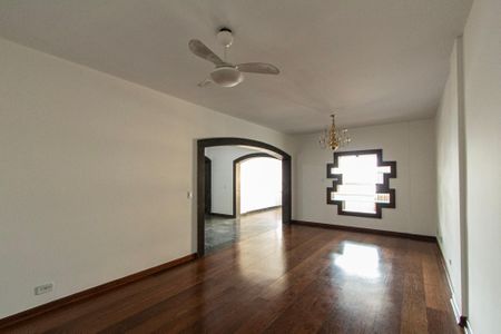 Apartamento para alugar com 200m², 3 quartos e 2 vagasSala