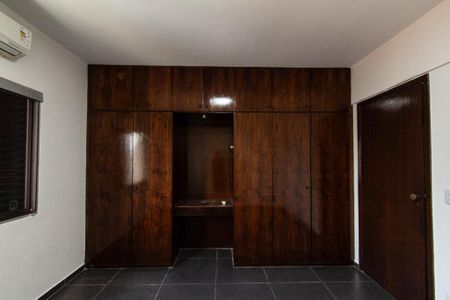 Apartamento para alugar com 200m², 3 quartos e 2 vagasQuarto 2