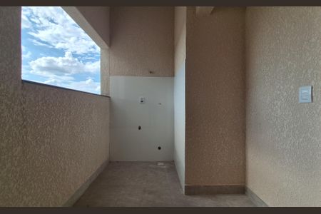 Apartamento à venda com 100m², 2 quartos e 1 vaga Apartamento à venda com 100m², 2 quartos e 1 vagaLavanderia