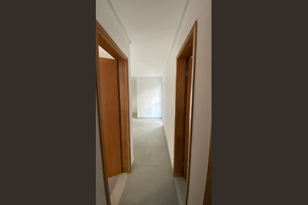Apartamento à venda com 49m², 2 quartos e 1 vaga Apartamento à venda com 49m², 2 quartos e 1 vagaCorredor