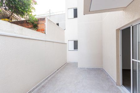 Apartamento à venda com 69m², 2 quartos e 1 vaga Apartamento à venda com 69m², 2 quartos e 1 vagaVaranda - Sala