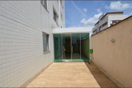 Apartamento à venda com 148m², 3 quartos e 2 vagasÁrea privativa