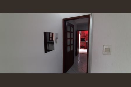 Casa de condomínio à venda com 73m², 2 quartos e 1 vagaCorredor