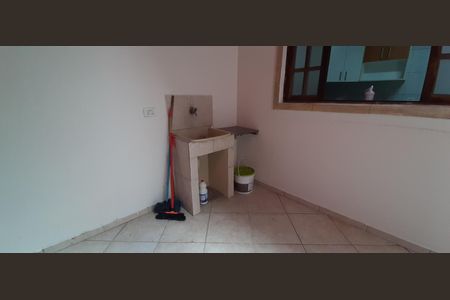 Casa de condomínio à venda com 73m², 2 quartos e 1 vagaÁrea de Serviço