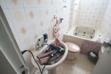 Apartamento à venda com 80m², 3 quartos e 1 vagaBanheiro da Suíte