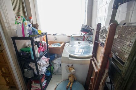 Apartamento à venda com 80m², 3 quartos e 1 vagaÁrea de Serviço