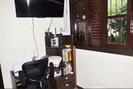 Casa à venda com 281m², 3 quartos e 2 vagasQuarto 02