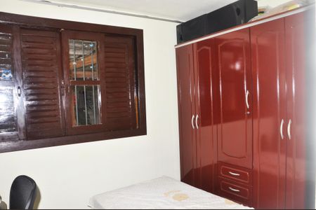 Casa à venda com 281m², 3 quartos e 2 vagasQuarto 02