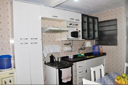 Casa à venda com 281m², 3 quartos e 2 vagasCozinha