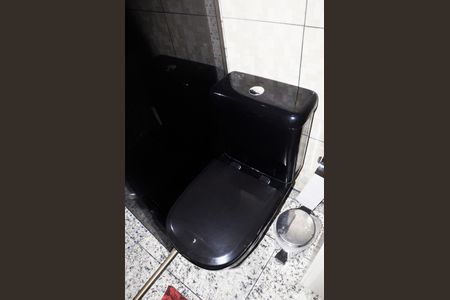 Casa à venda com 281m², 3 quartos e 2 vagasBanheiro Social