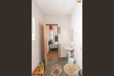 Casa à venda com 104m², 3 quartos e 3 vagas Casa à venda com 104m², 3 quartos e 3 vagasBanheiro da Suíte