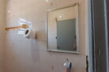 Casa à venda com 104m², 3 quartos e 3 vagas Casa à venda com 104m², 3 quartos e 3 vagasBanheiro