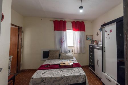 Casa à venda com 104m², 3 quartos e 3 vagas Casa à venda com 104m², 3 quartos e 3 vagasSuíte