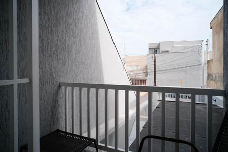 Casa para alugar com 123m², 2 quartos e 2 vagasQuarto 2 sacada