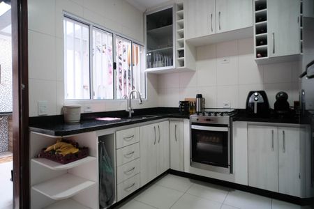 Casa para alugar com 123m², 2 quartos e 2 vagasCozinha