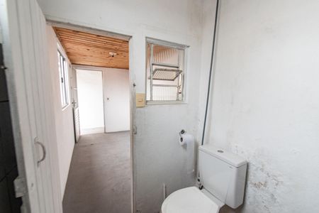 Casa para alugar com 55m², 2 quartos e sem vaga Casa para alugar com 55m², 2 quartos e sem vagaBanheiro
